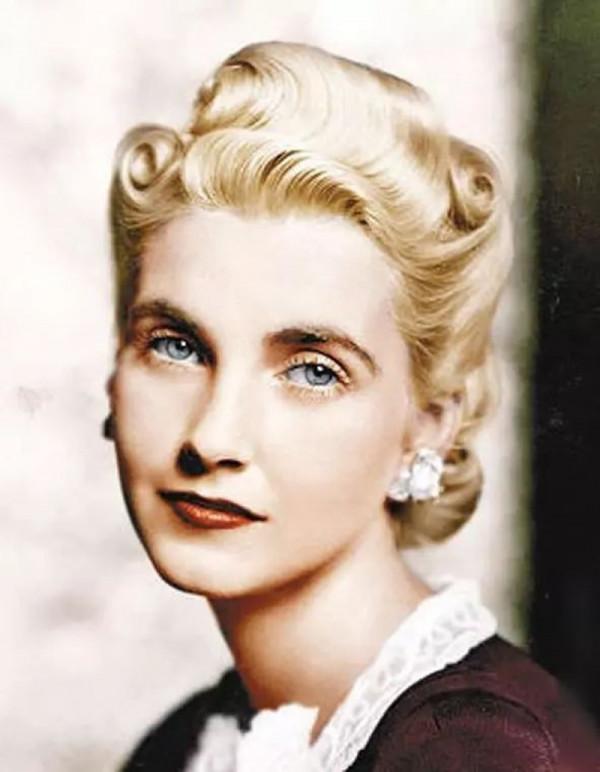 悲催的富婆:身家10億,離婚7次支付6次分手費,死後僅剩3500塊 悲催的富婆:身家10億,離婚7次支付6次分手費,死後僅剩3500塊