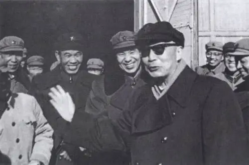 紅軍演話劇:林彪審訊羅瑞卿,周恩來、朱德臺下卻忍不住笑了 紅軍演話劇:林彪審訊羅瑞卿,周恩來、朱德臺下卻忍不住笑了