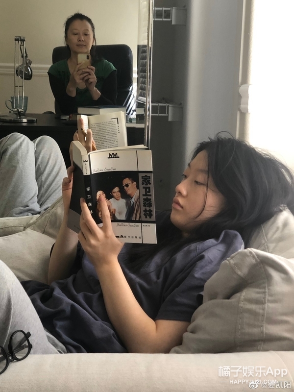 還記得《情深深雨濛濛》裡的可雲嗎？她女兒當導演了？