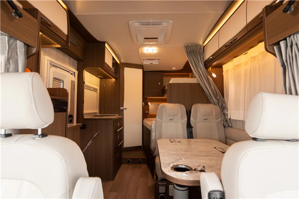 瑞弗房車旗下高性價比產品V800E，美式依維柯不拓展房車