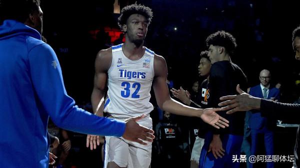 個人特點與球隊體系相沖 勇士隊的懷斯曼蛻變到底有多難? 個人特點與球隊體系相沖 勇士隊的懷斯曼蛻變到底有多難?