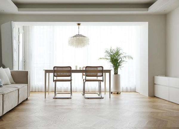 三十而立買下人生第一套房，145㎡一人一狗，保持乾淨獨立的生活