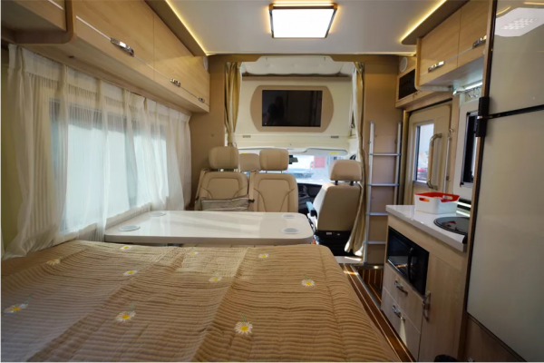 商務範十足 實用性拉滿 2022款中意旅行家商務版