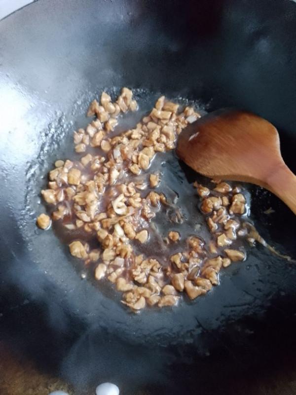 青菜太貴,最近一直吃土豆 青菜太貴,最近一直吃土豆