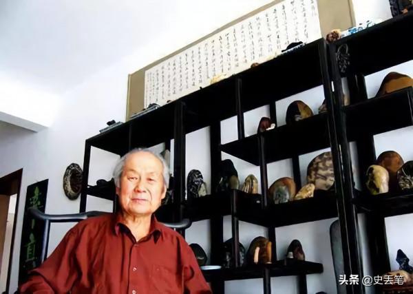 1998年他用25元買下一塊石頭,9年後價格竟漲到1億 1998年他用25元買下一塊石頭,9年後價格竟漲到1億