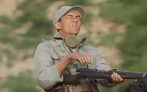 2個月內4位明星因工受傷，張傑摔成腰椎骨裂，羅雲熙被打到出血