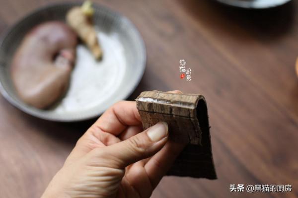 90歲奶奶常買豬腰燉湯,天冷也不擔心,腰腿利索身體很不錯 90歲奶奶常買豬腰燉湯,天冷也不擔心,腰腿利索身體很不錯