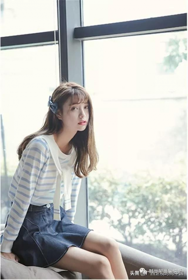 迎面一股海軍風，減齡顯瘦小能手