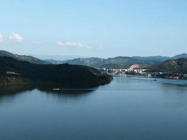 美麗景色，山青水秀，世外桃源，人間仙境，美不勝收