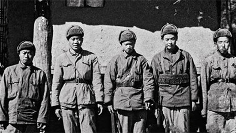 志願軍中“霍去病”，18歲小將鏖戰900美軍！家鄉立碑！祭者不絕