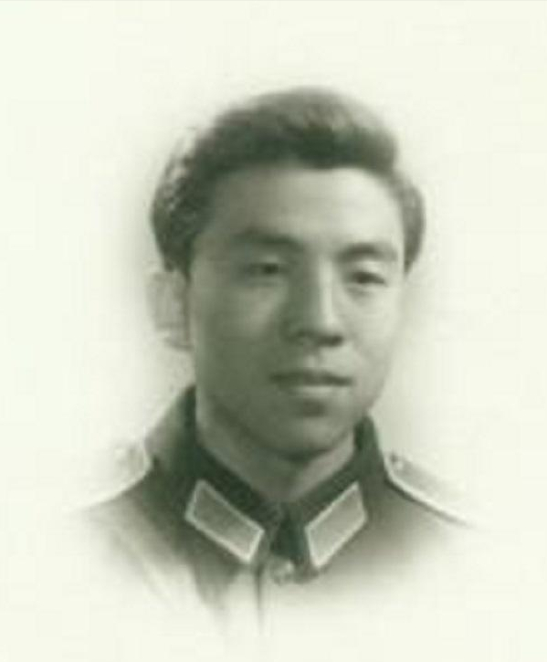 “德藝雙馨”楊洪基：31歲娶初戀，53歲走紅，一輩子不接廣告