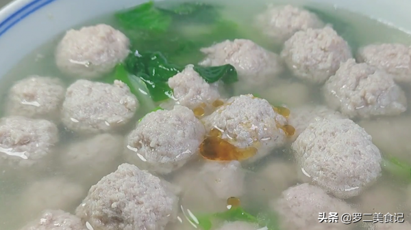 肉丸子這樣做太香了,教你飯店做法,湯汁鮮美,營養不油膩 肉丸子這樣做太香了,教你飯店做法,湯汁鮮美,營養不油膩