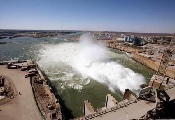 巴基斯坦的三峽：預計成本千億拖40年沒建，中企僅收190億就開工