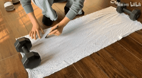 90後女護士爆改130平毛坯房，花1萬元打造出敘利亞“貧窮風”豪宅