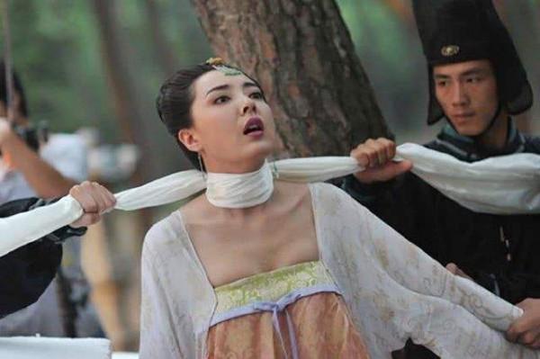 江西發現春秋時期的大型古墓，墓中竟是47名年輕女子，她們是誰？