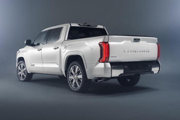 太豪華！很難讓人相信這是“豐田皮卡”，坦途Capstone官圖釋出