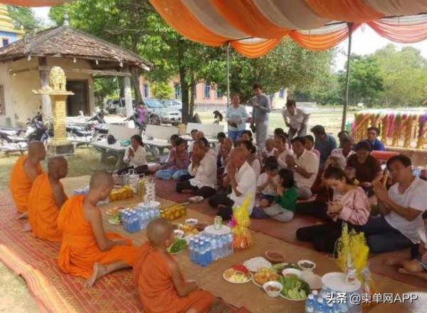 柬埔寨華裔九兄弟:身份改變,不變的是“中國情” 柬埔寨華裔九兄弟:身份改變,不變的是“中國情”