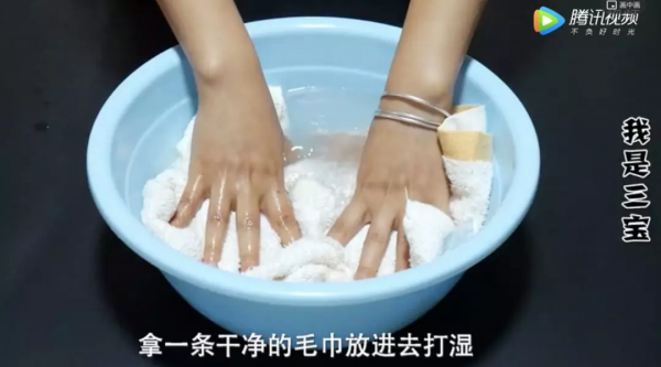 白色羽絨服、毛衣發黃變髒?這樣洗的跟新的一樣!太實用 白色羽絨服、毛衣發黃變髒?這樣洗的跟新的一樣!太實用