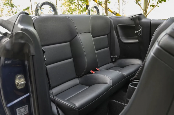 二手標緻 207CC:10萬塊不到讓你享受敞篷車的快樂 二手標緻 207CC:10萬塊不到讓你享受敞篷車的快樂