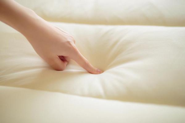 天涼了，冬被選得好，男朋友回家早