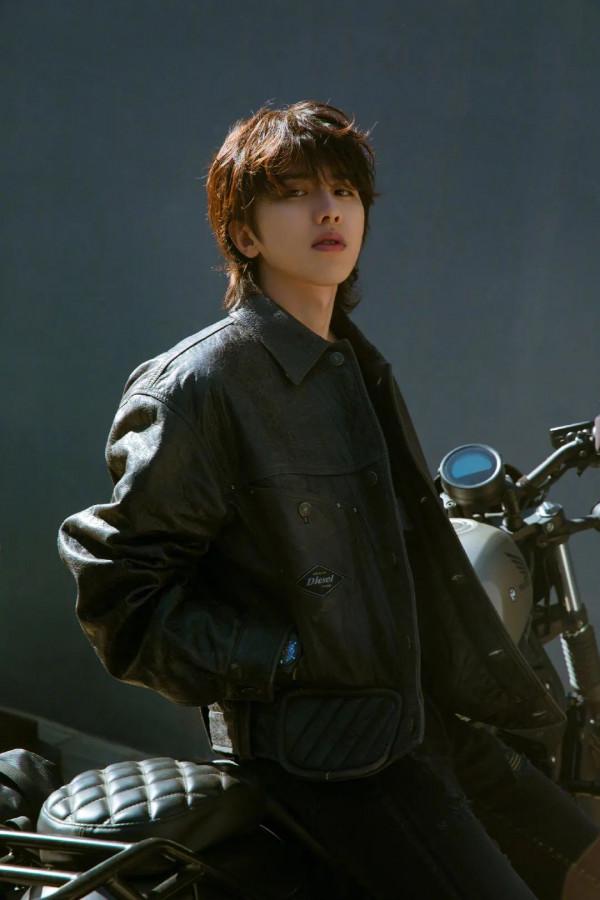 李昂昂的朋友圈 | 熱巴王凱優雅範兒,蔡徐坤宋威龍酷帥範兒 李昂昂的朋友圈 | 熱巴王凱優雅範兒,蔡徐坤宋威龍酷帥範兒