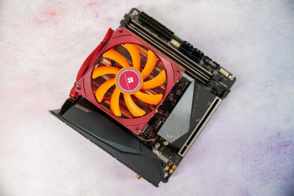 雕雖迷你，五臟俱全，技嘉 迷你雕 B550I AORUS PRO AX主機板裝機體驗