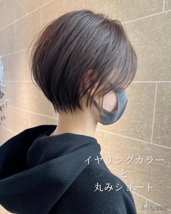 元旦爆款髮型分享，氣質燙髮洋氣卷，特色短髮顯白染