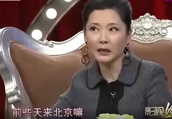 何賽飛：曾對機場工作人員發火，喝多了連導演都罵，為何卻沒涼涼
