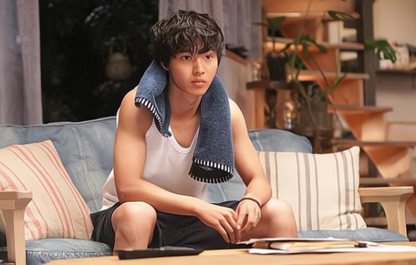 2公里的距離安排30輛婚車接親，婚後婆家斤斤計較，女子及時止損