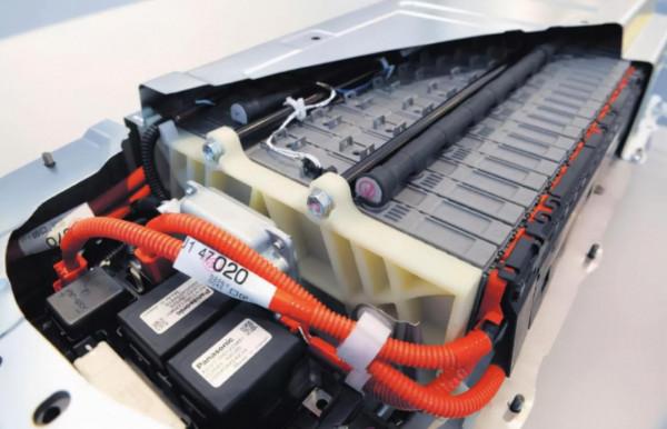 用過的人說好，沒用過的卻不敢買，新能源汽車真的很坑嗎？