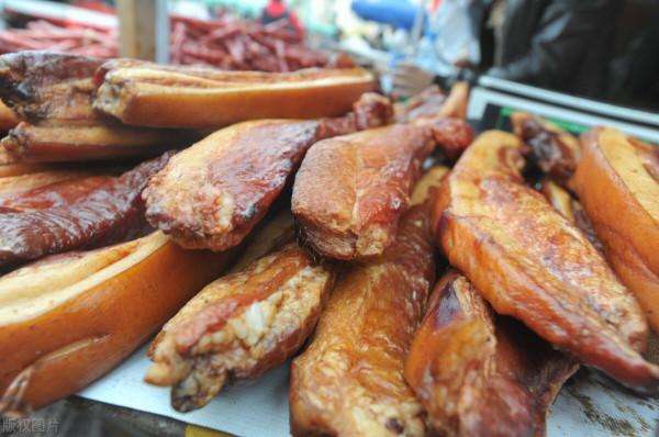 年齡大了要適當忌口，50歲之後，3種食物，能不吃就不吃