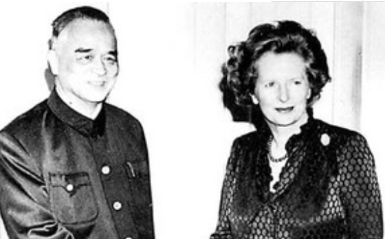 他是廈門市第一任市長,曾主管三個經濟特區的創辦工作,官至正部 他是廈門市第一任市長,曾主管三個經濟特區的創辦工作,官至正部