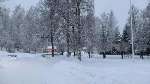 他在聖誕老人故鄉做代購，每到這天有十幾萬人在淘寶圍觀他過聖誕