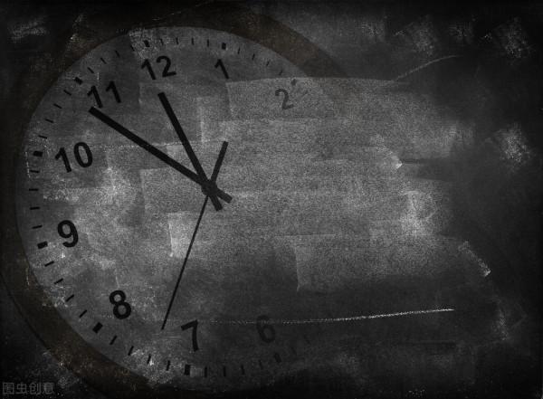 逆天奇案故事：查了4年都不知道真兇是誰，憑女博士的一句話破案