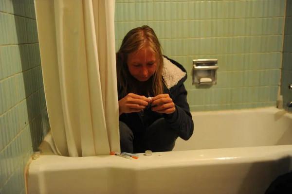 美國要開合法吸毒所,這是誰給誰在挖坑? 美國要開合法吸毒所,這是誰給誰在挖坑?