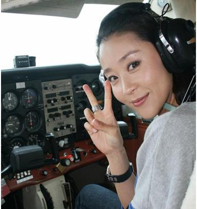 趙文卓繡花、劉濤賽車、苗圃開飛機,這些明星竟是隱藏技能高手? 趙文卓繡花、劉濤賽車、苗圃開飛機,這些明星竟是隱藏技能高手?