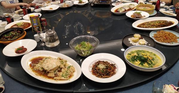 今天相聚在君品酒店，給寶寶過十歲生日