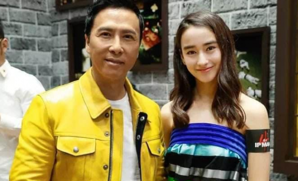 鹿晗“無緣”《一人之下》，影版女主撞臉木村拓哉女兒，這下妙了