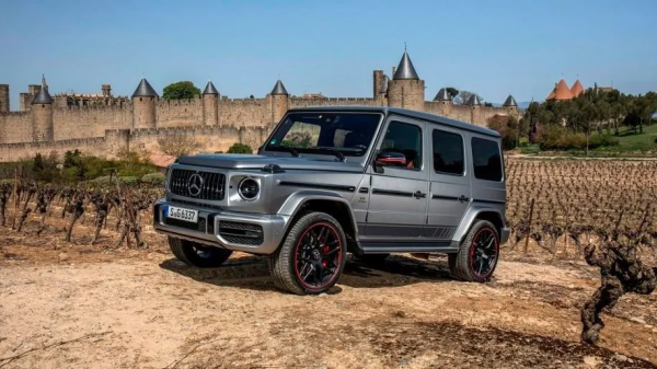 頂配落地400萬！賓士大G到底有沒有欺負國內“有錢人”？