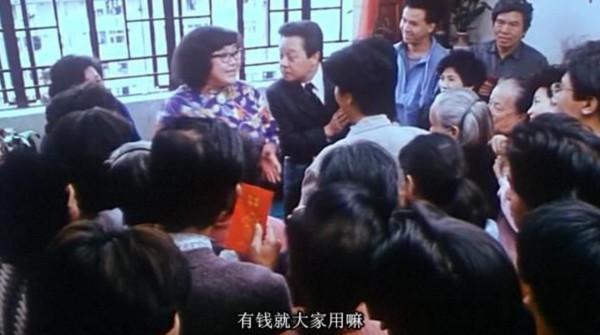 2006年董驃去世，葬禮上成龍曾志偉扶靈，四妻七子為何不爭奪遺產