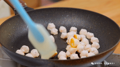 別誤會了，核桃不補腦！真正補腦的是它，3歲前建議多吃