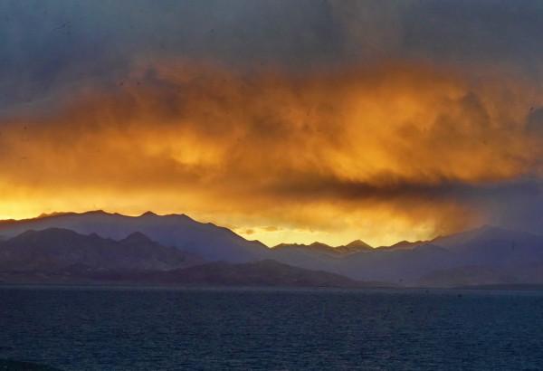 三條進藏路，為什麼新藏線最難走？親歷者說可分四步，用七天走完