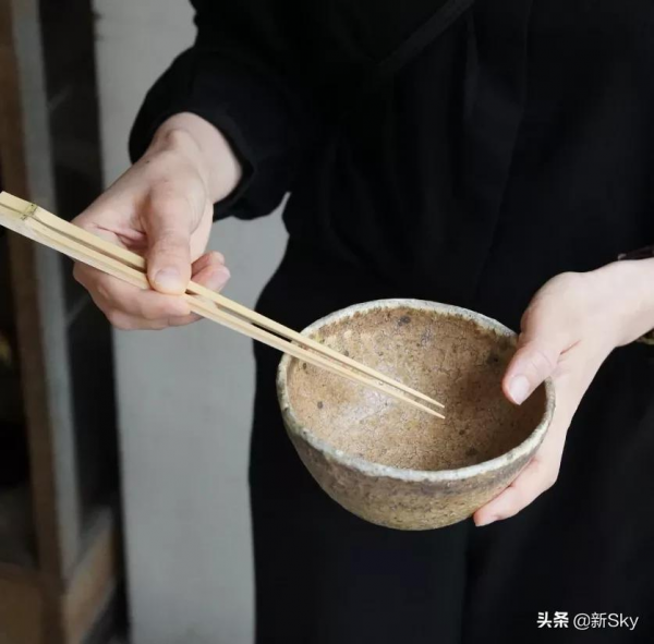 “一切美的事物都有令人不俗的功效”——100件 · 美之器