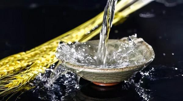 喝酒可以解渴嗎? 喝酒可以解渴嗎?