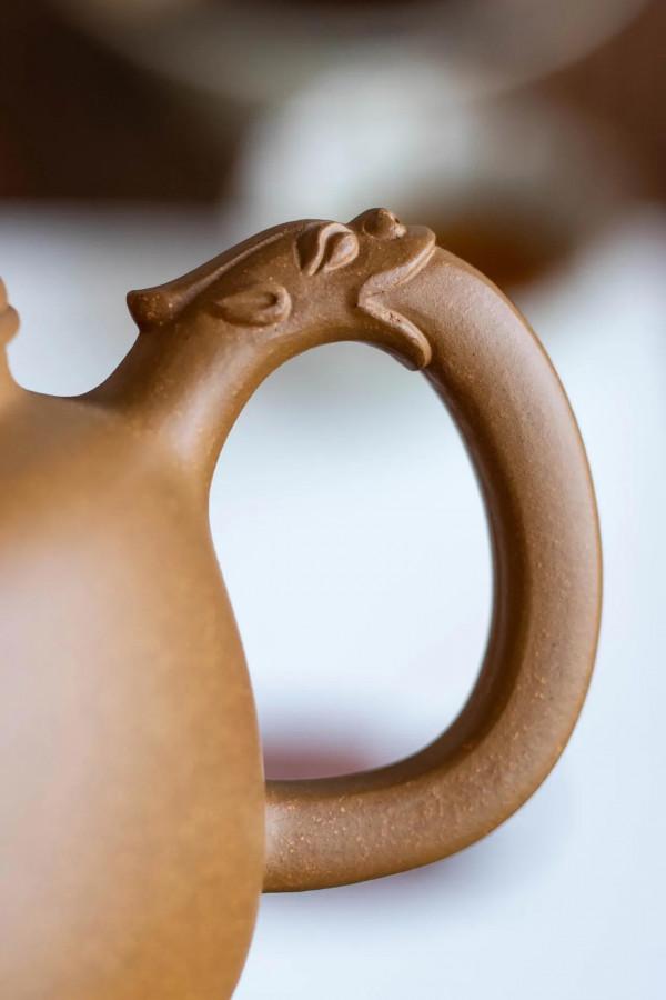 「龍韻宮燈」 黃金段