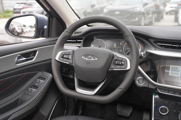 配1&period;5L發動機&plus;CVT變速箱，百公里油耗6&period;9L，艾瑞澤GX怎麼樣？