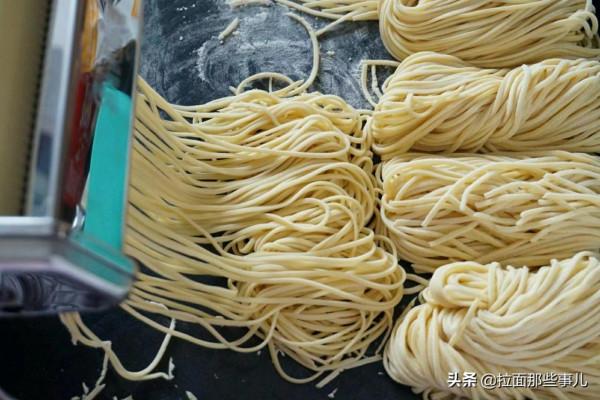 乾麵館太累了,想歇歇,商業版正宗安徽牛肉板面配方,分享有緣人 乾麵館太累了,想歇歇,商業版正宗安徽牛肉板面配方,分享有緣人