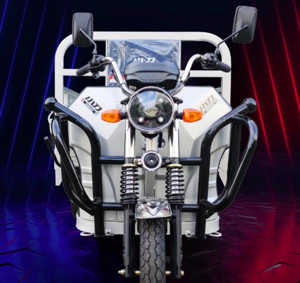 2款載重王電動三輪車來了，皮實耐用力氣大，一次能拉1800斤