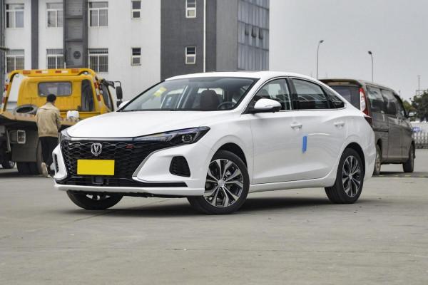 10萬預算，轎車、SUV、瓦罐選誰？3款代表車型對比，結果一目瞭然