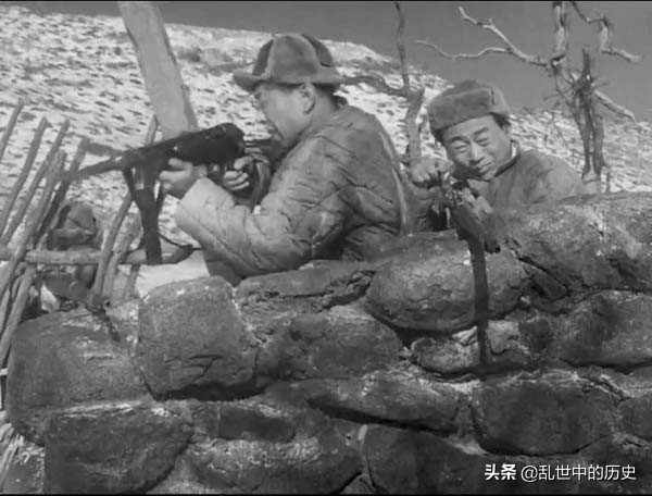 增援長津湖不力，26軍貽誤戰機？他們白天也要行軍